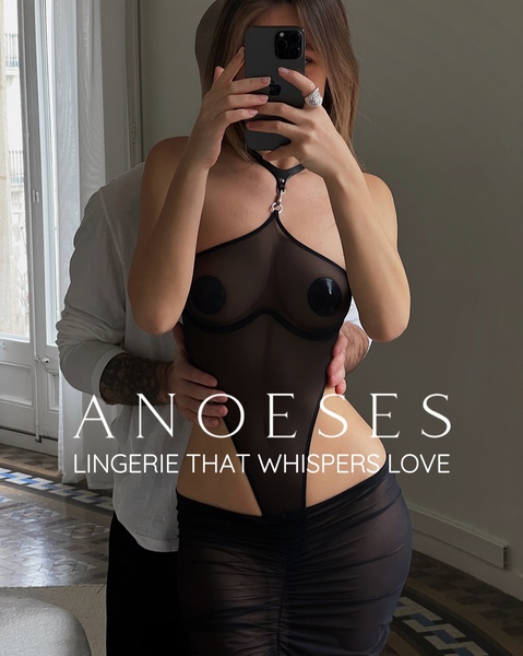 Minimalist Lingerie Mirror Selfie Ad